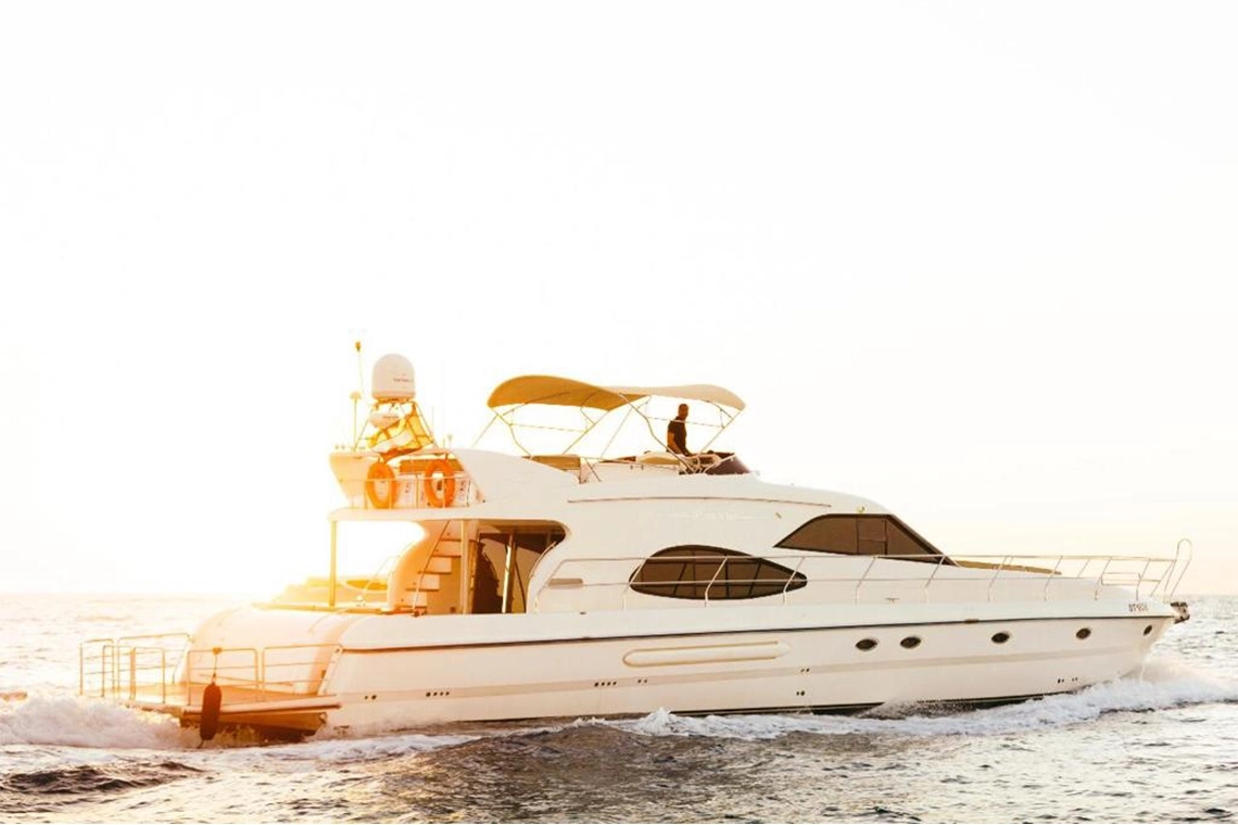 noon yacht yacht rental dubai reviews